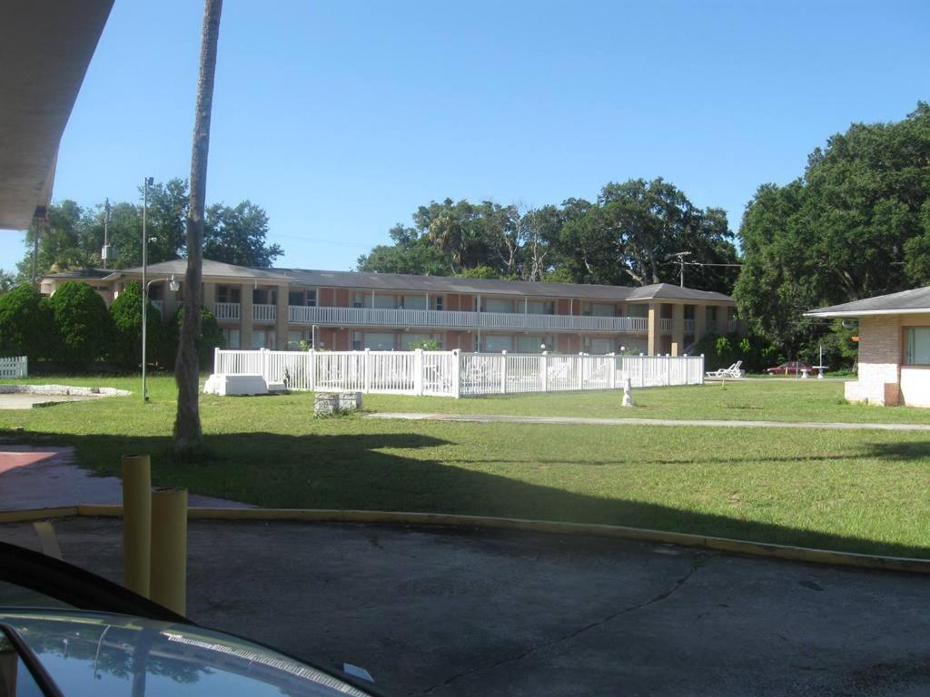 Heritage Inn Daytona Beach Exterior photo